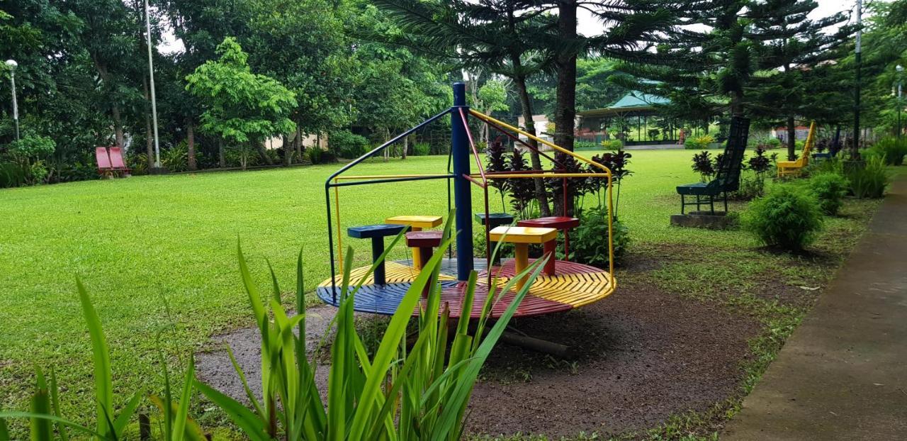 Tagaytay Summer House Tagaytay City Exterior photo